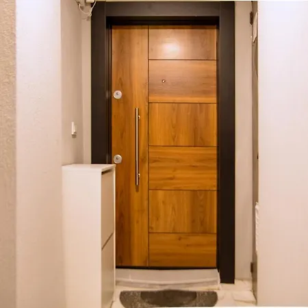 דירה Centrally Located Flat Near Kulturpark איזמיר