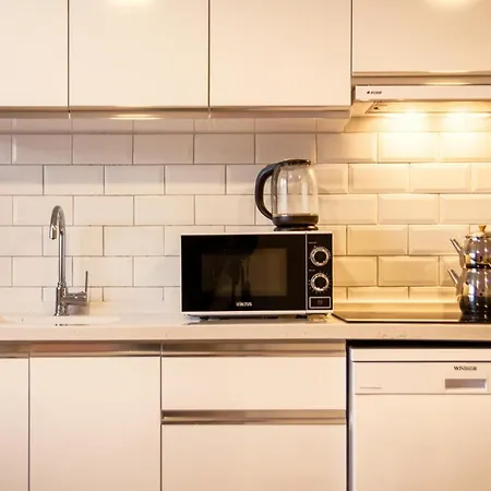 Centrally Located Flat Near Kulturpark *